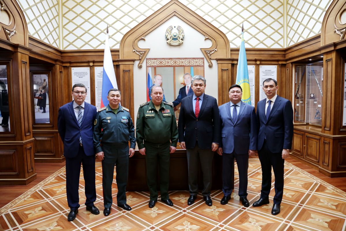 A working meeting was held between the Head of the CSTO Joint Staff and the Extraordinary and Plenipotentiary Ambassador of the Republic of Kazakhstan to Russia