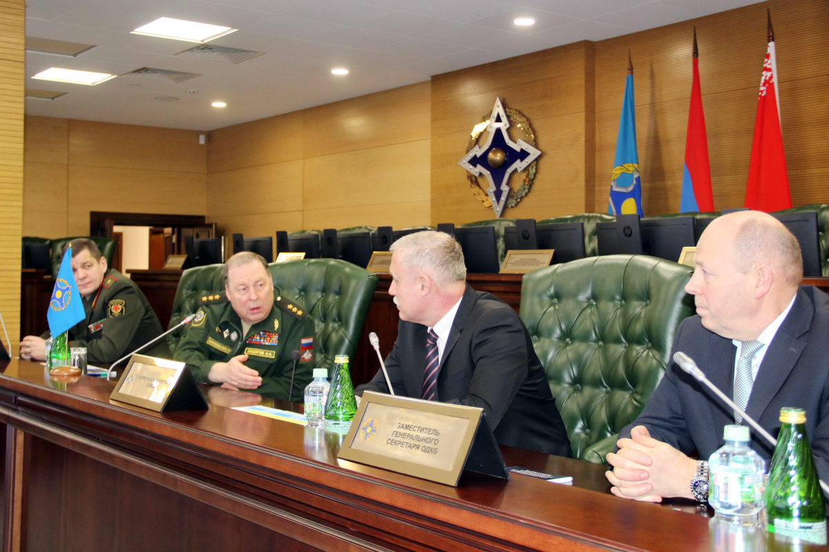Генеральный секретарь Организации Договора о коллективной безопасности Станислав Зась посетил Объединенный штаб ОДКБ