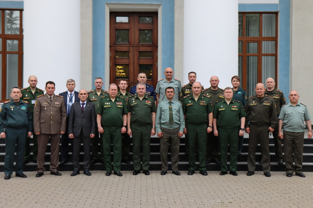 A working meeting of the heads of the defense communication management bodies of the CSTO member states was held.